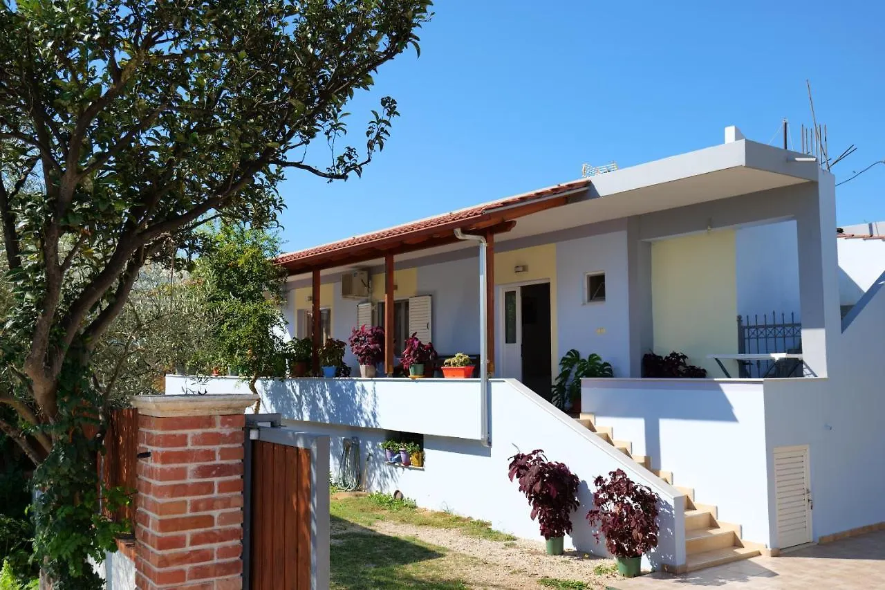 Stela Apartments Ksamil