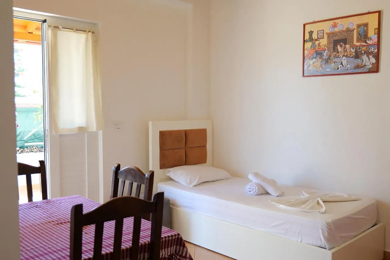 Stela Apartments Ksamil