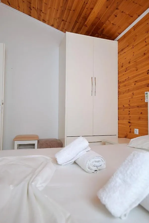 Stela Apartments Ksamil Maison d'hôtes