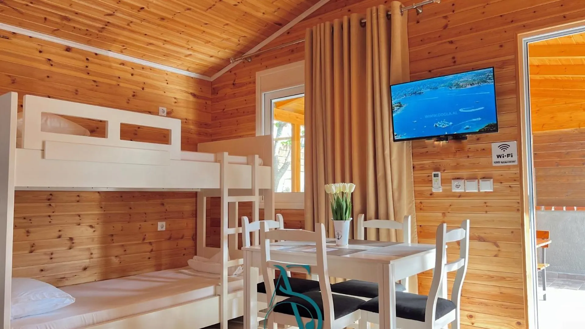 Stela Apartments Ksamil Gæstehus