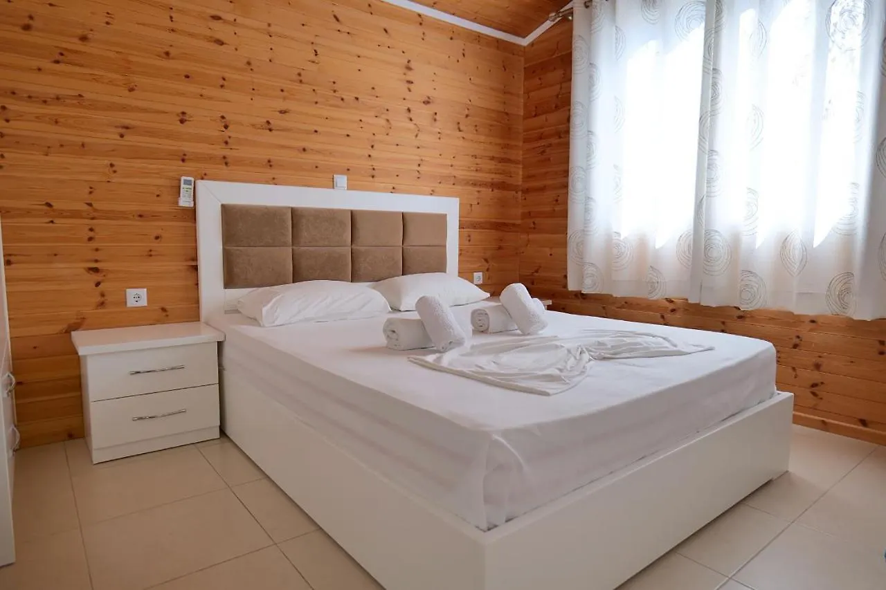 Stela Apartments Ksamil Guest house
